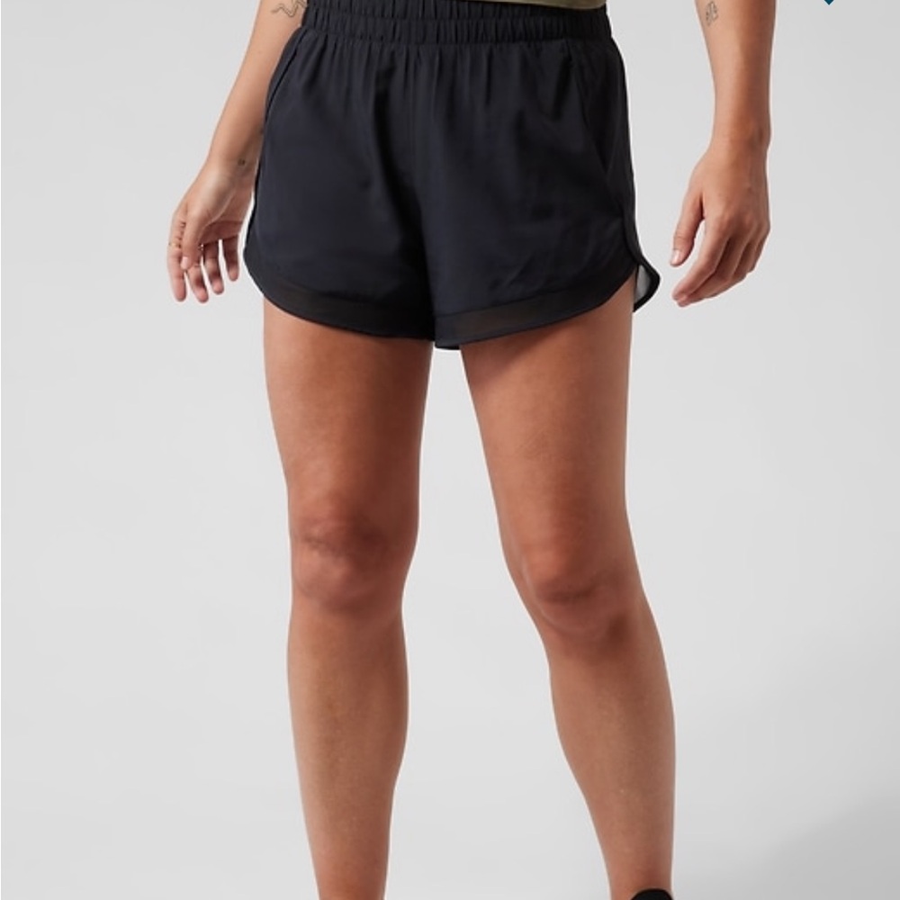 Athleta High Rise Mesh Racer Run Short